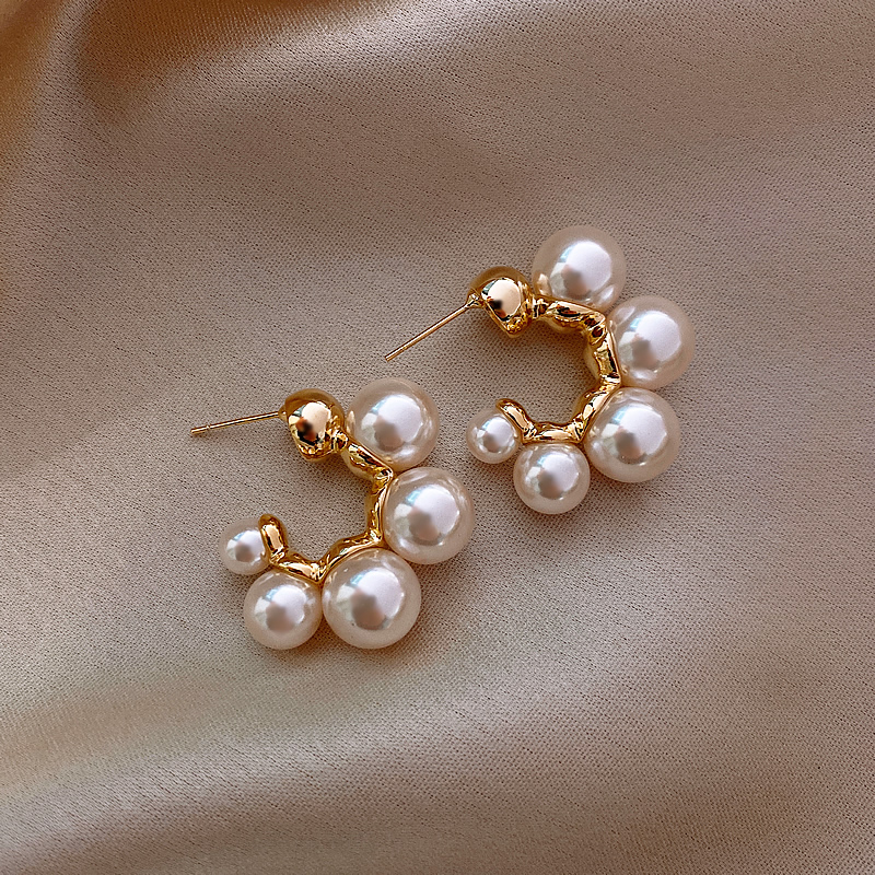 Simple C Shape Pearl Alloy Stud Earrings Wholesale