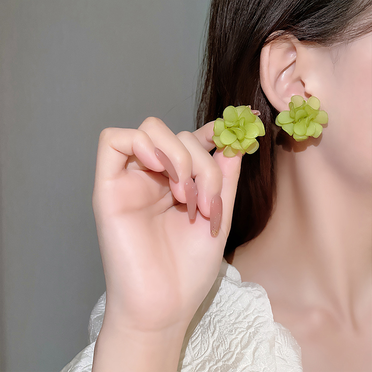 New summer earrings female new trendy resin flower earringspicture2