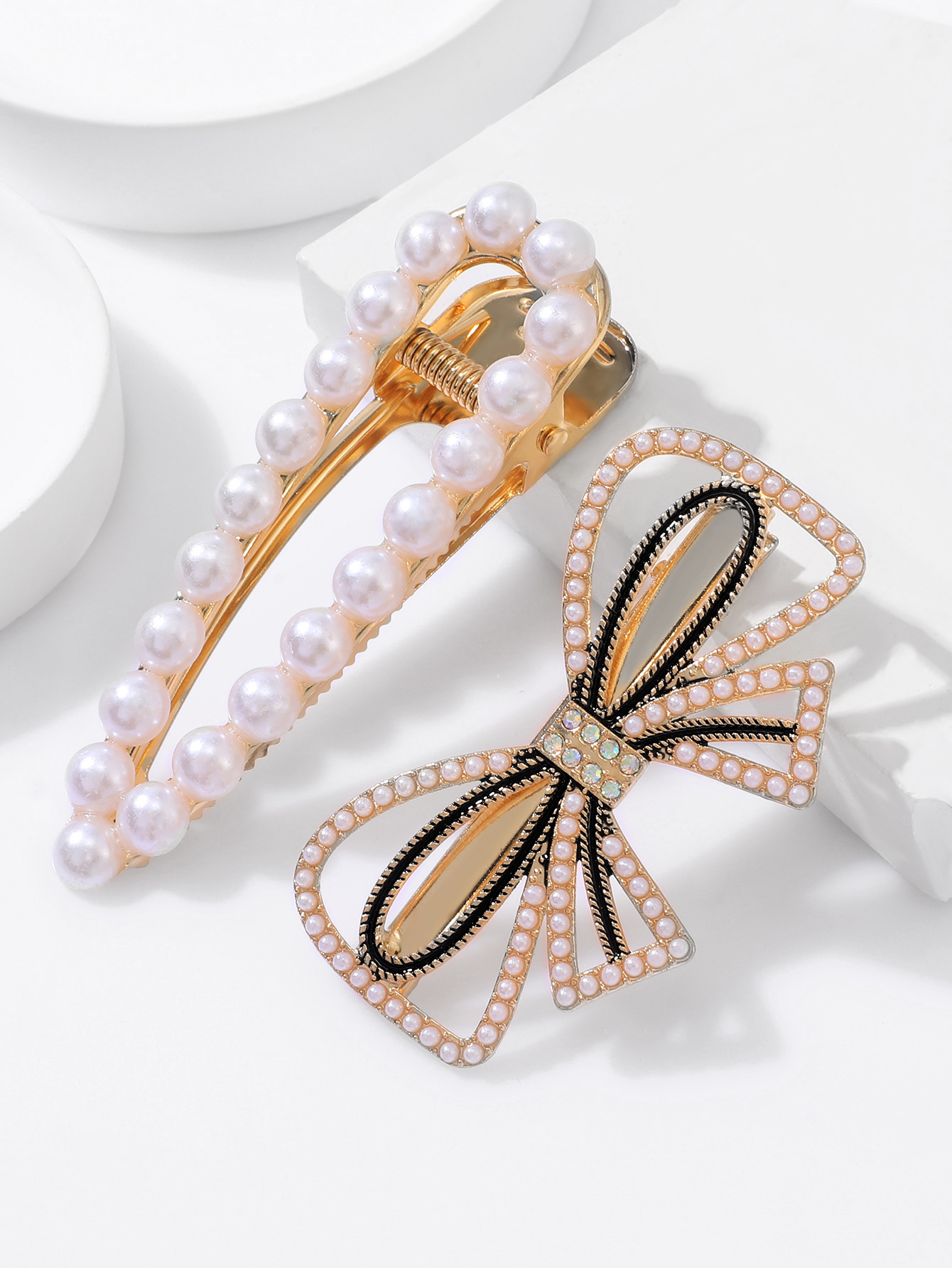 Classic Fashion Pearl Bow 2 Piece Hair Clip Setpicture2