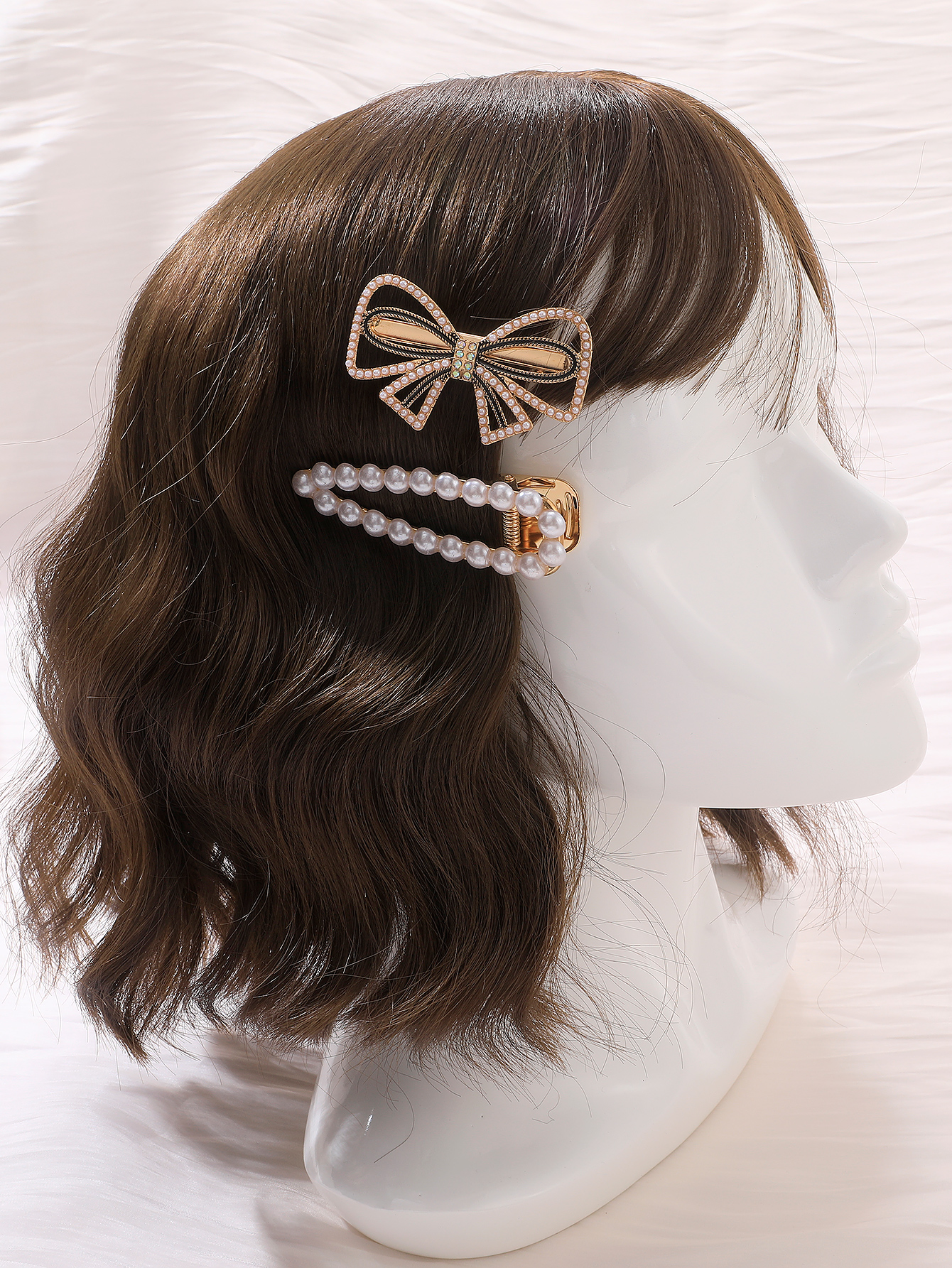 Classic Fashion Pearl Bow 2 Piece Hair Clip Setpicture3
