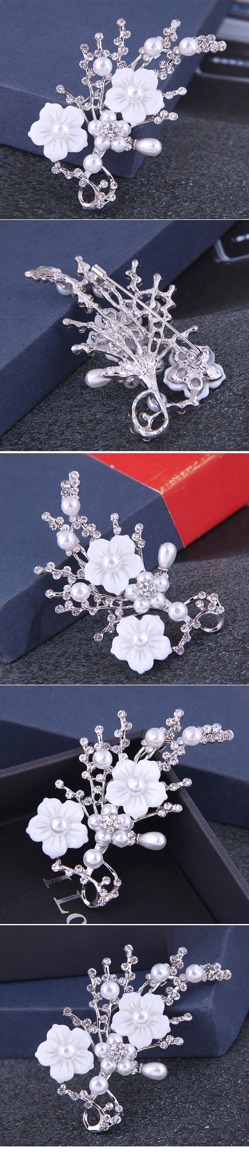 Korean fashion simple flash diamond a plum elegant ladies broochpicture1