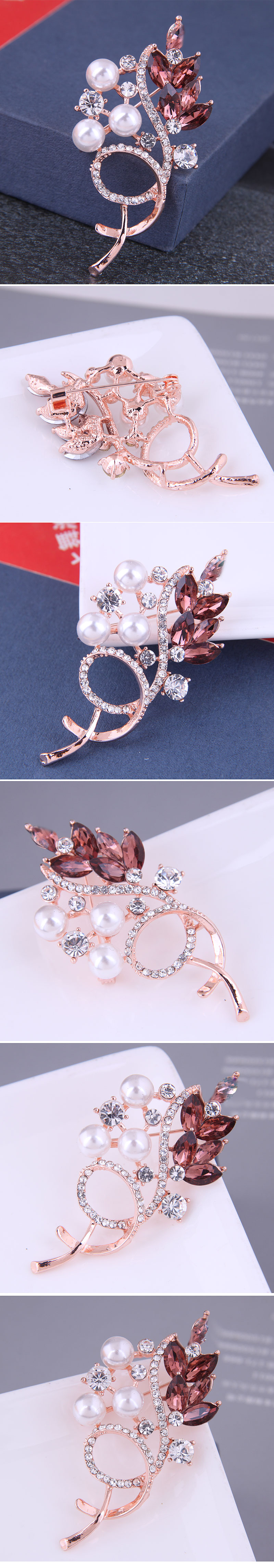 Korean fashion simple flash diamond pearl ladies alloy broochpicture1