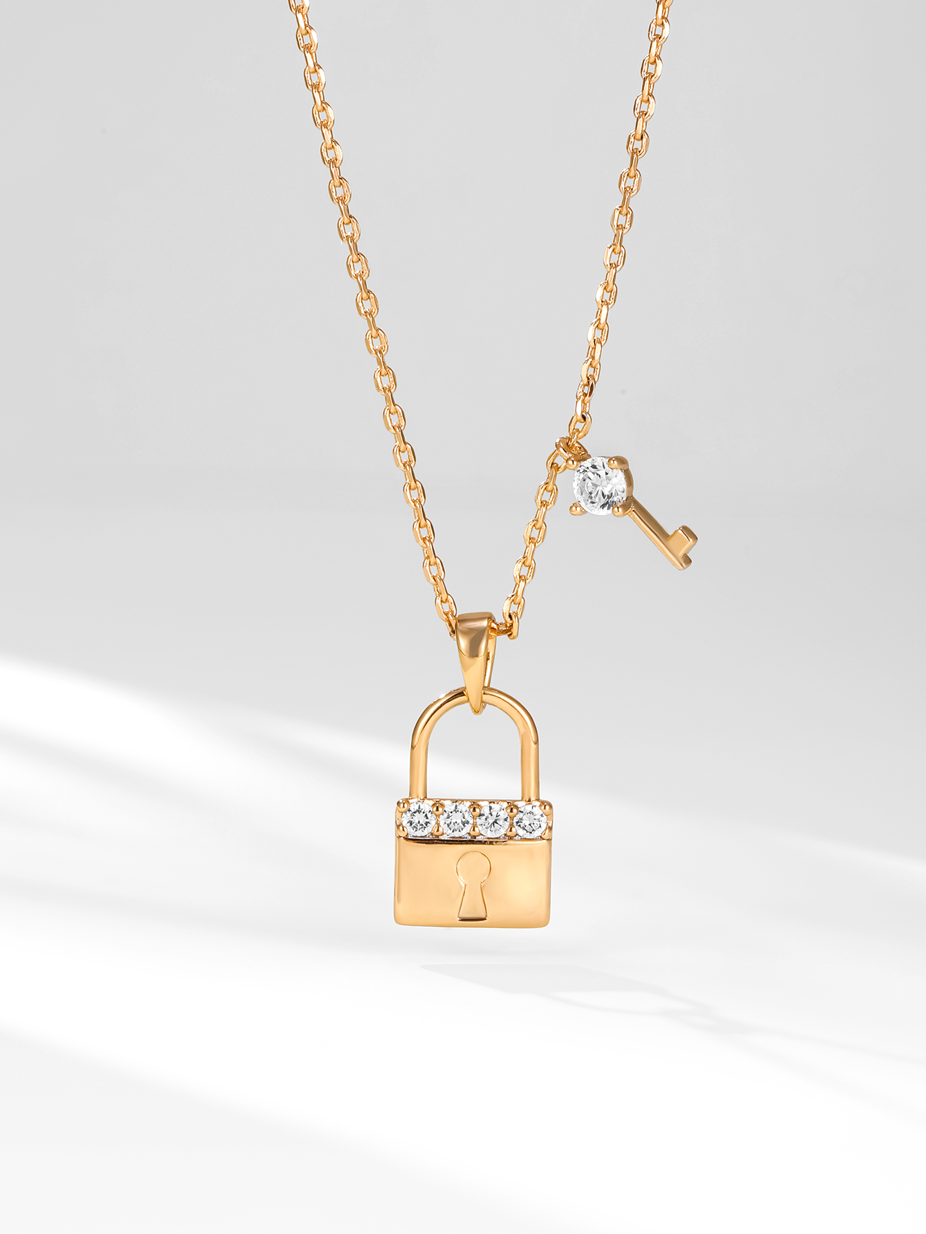 fashion small lock key pendant copper inlaid zircon clavicle chainpicture2