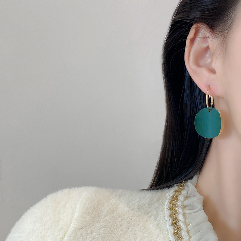 fashion green metal disc hit color earringspicture4