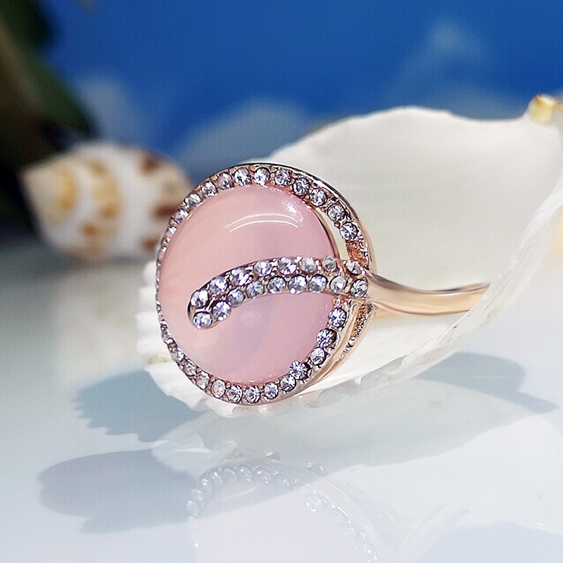 classic pink round opal inlaid rhinestone ring wholesale