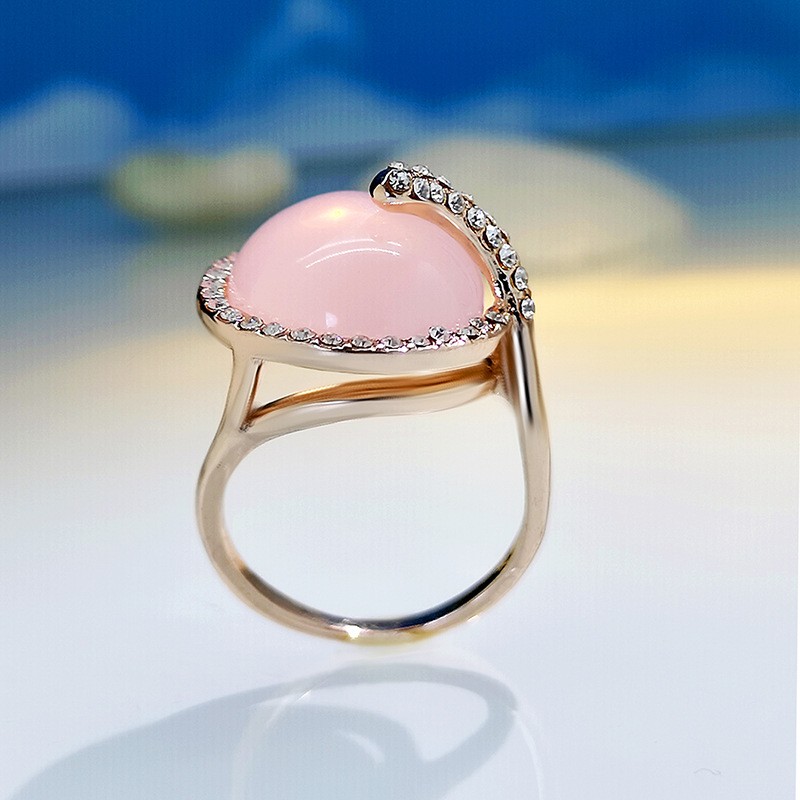 classic pink round opal inlaid rhinestone ring wholesale