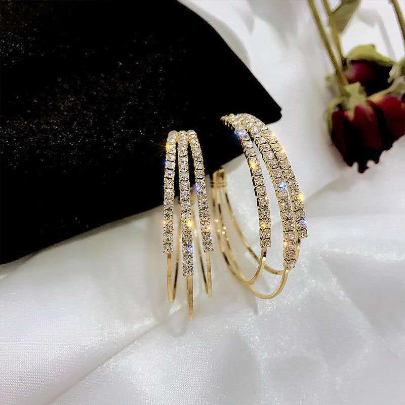 Fashion big circle diamond Cshaped hollow alloy earringspicture1