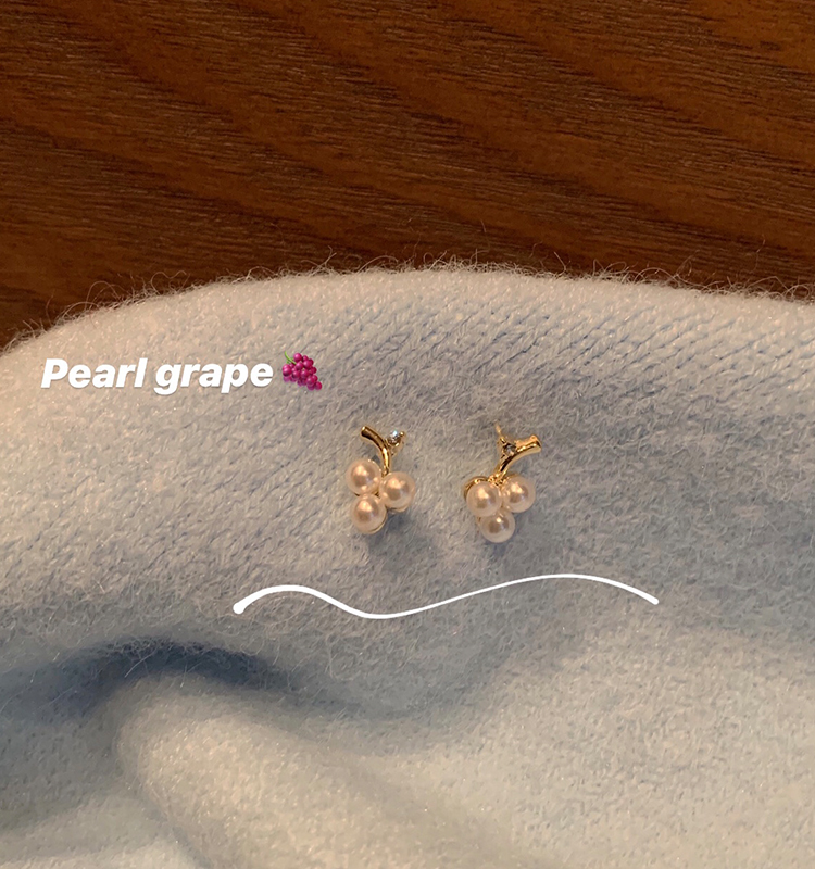 Small grape pearl earrings female small and simple temperament net red Korean highend earrings personality design earringspicture6