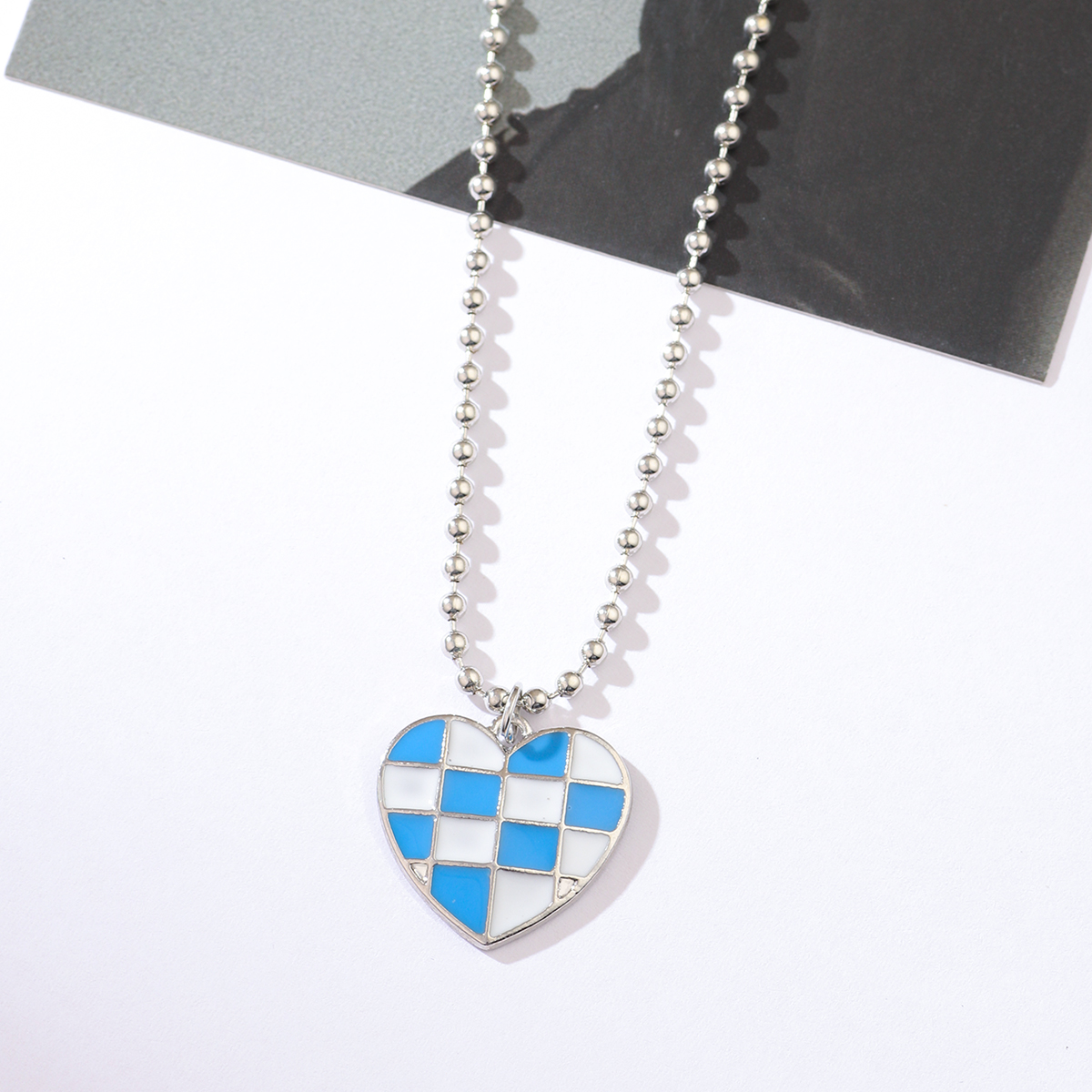 Crossborder hot selling love pendant necklace retro drip oil blue and white plaid clavicle chain personality simple ball chain jewelrypicture1