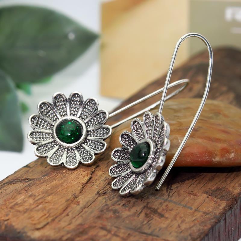 fashion ancient silver lotus emerald retro flower ear jewelrypicture2
