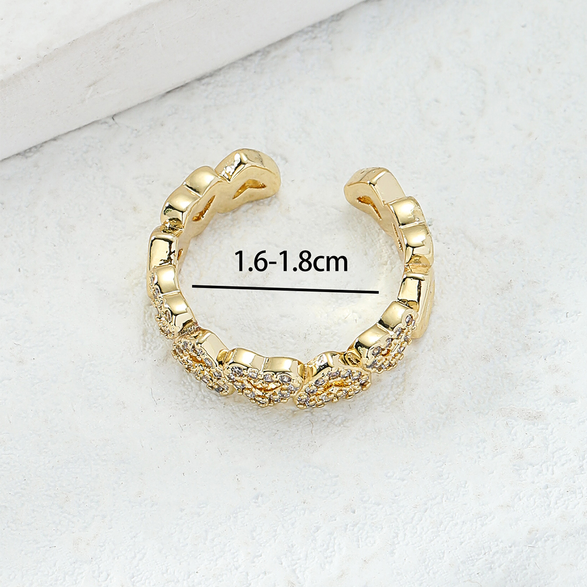 Fashion copper material plated 18K gold inlaid zircon heart-shaped ring