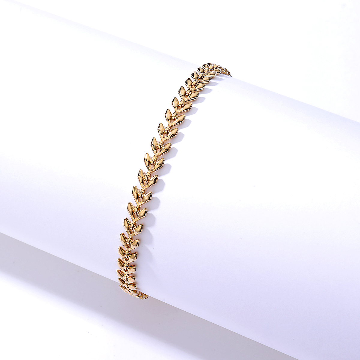 Retro Stainless Steel Plated 18K Gold Aircraft Chain Geometric Anklet