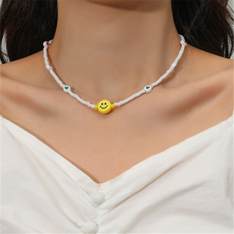Fashion Womens Handwoven Contrast Color Smiley Bead Necklacepicture1