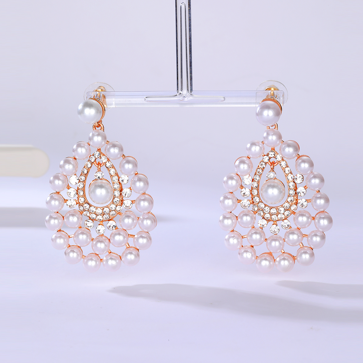 retro fashion copper electroplating 18K gold rhinestone pearl water drop long earringspicture2