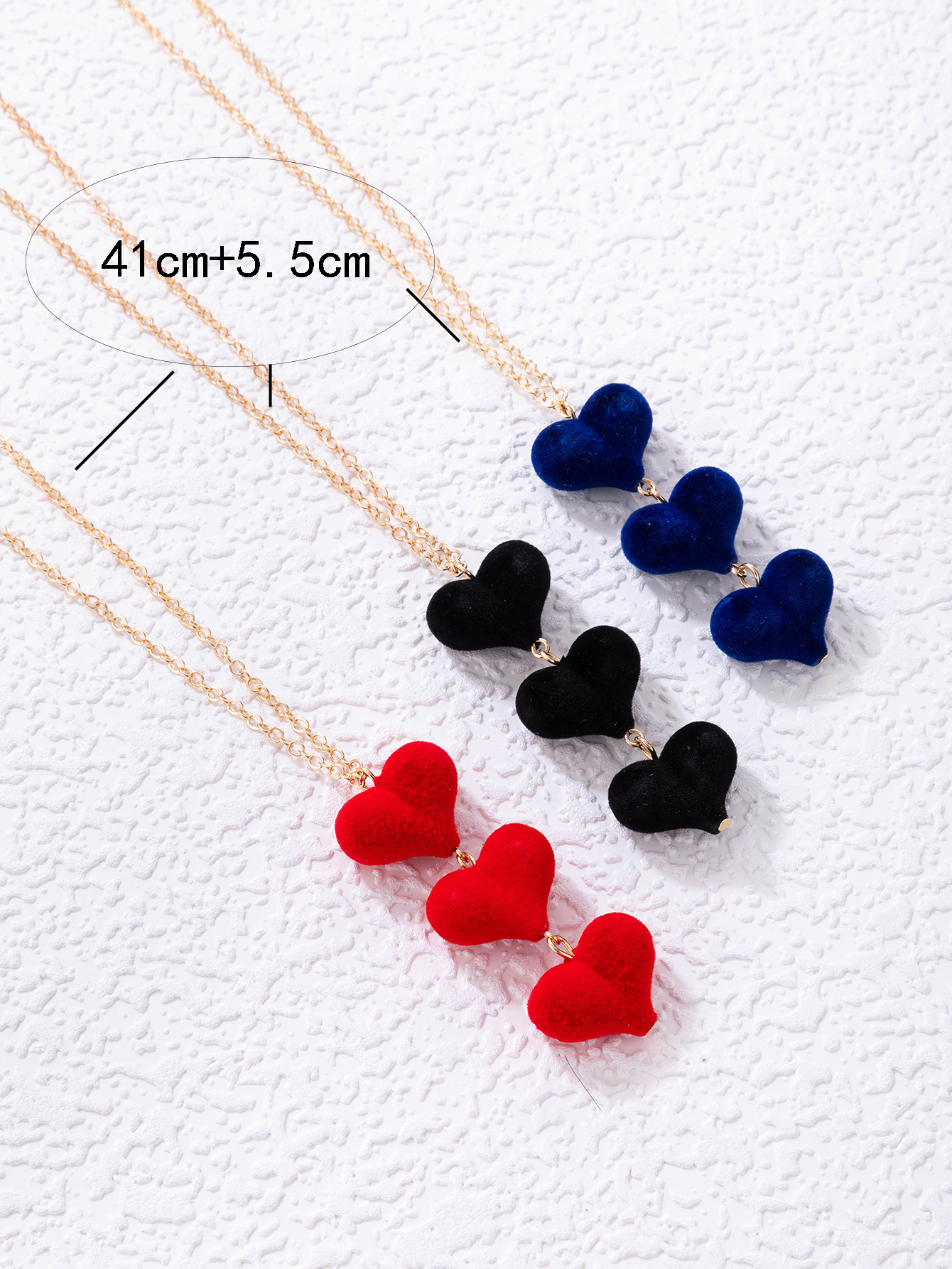 Fashion Black Velvet Heart Single Layer Geometric Chain Necklace