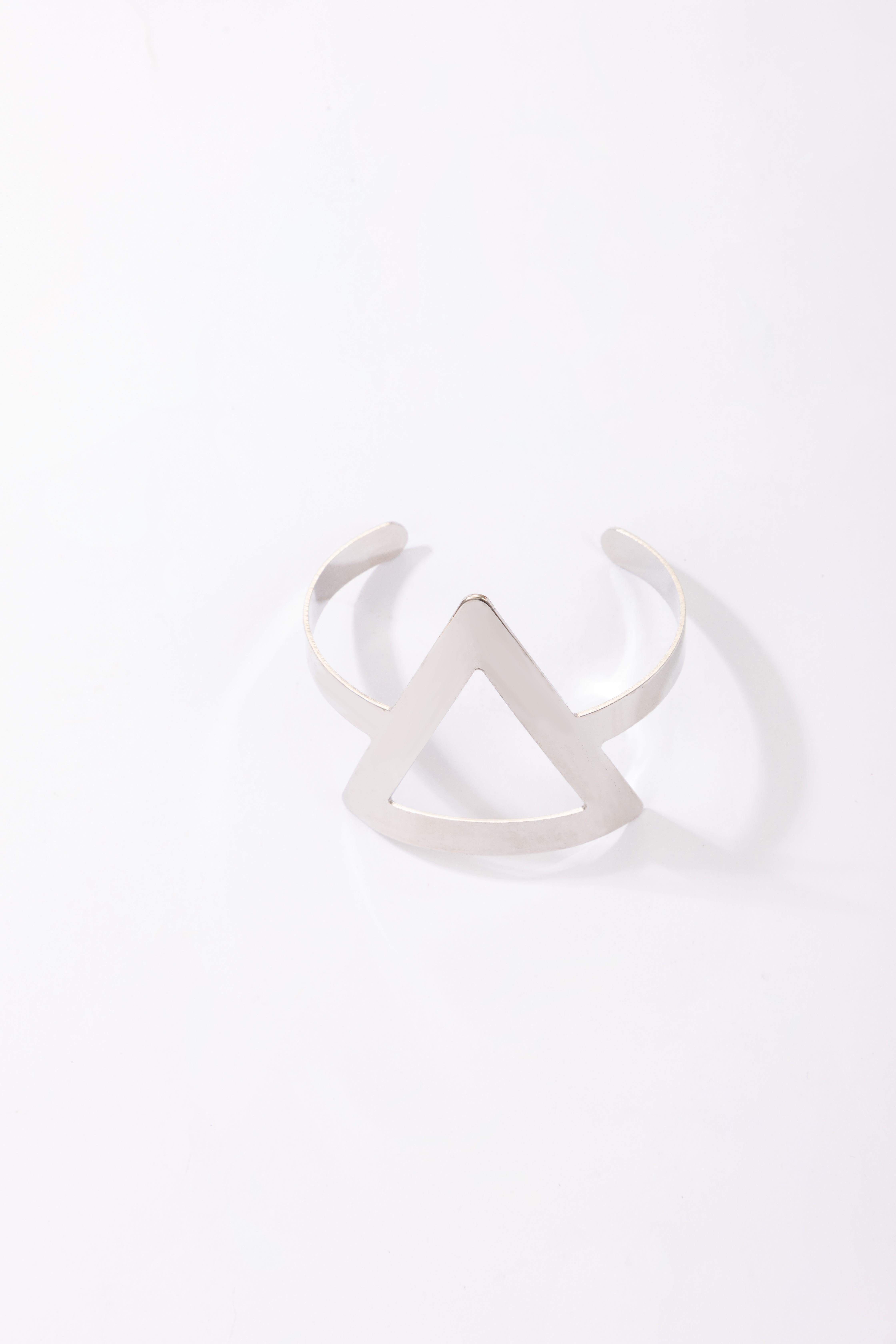 new hollow triangle geometry bracelet