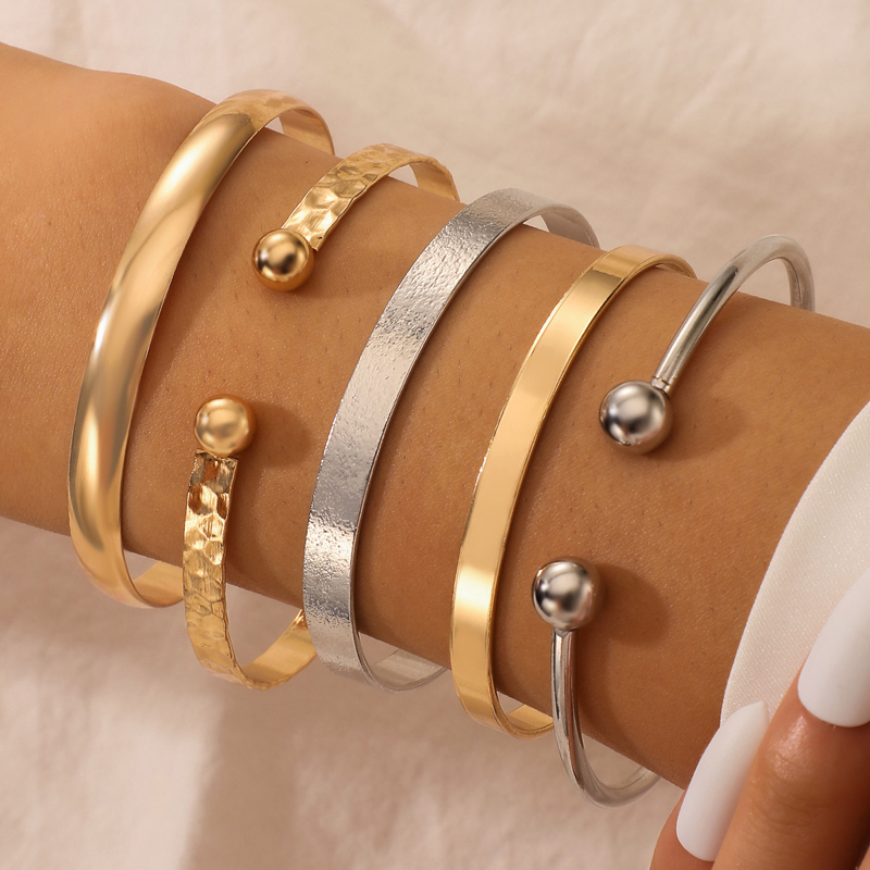 fashion wide golden glossy bracelet fourteen-piece set