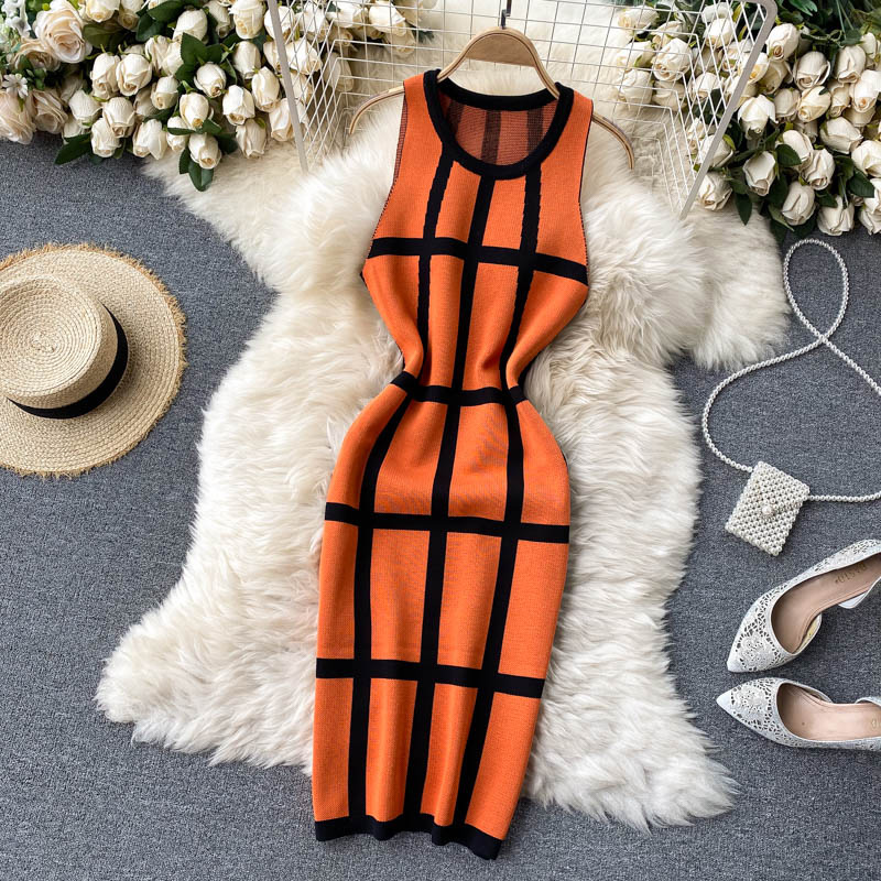 2022 spring and summer new style contrast color stitching halter dresspicture4