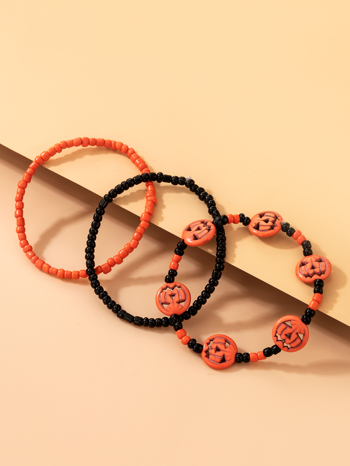 2022 new Halloween skull color beaded elastic rope bracelet