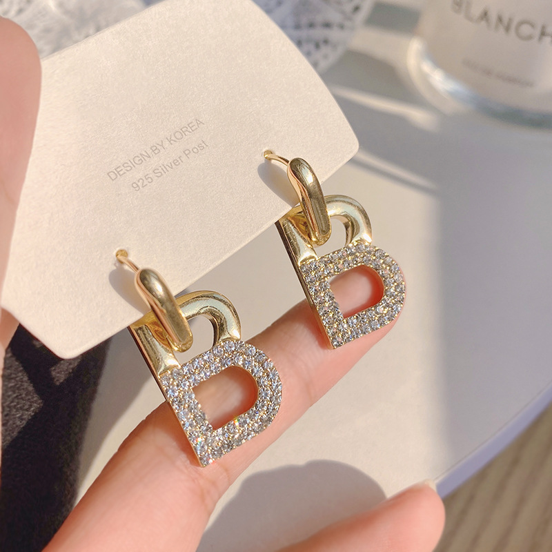 letter Bshaped pendant inlaid rhinestone ear buckle earringspicture6