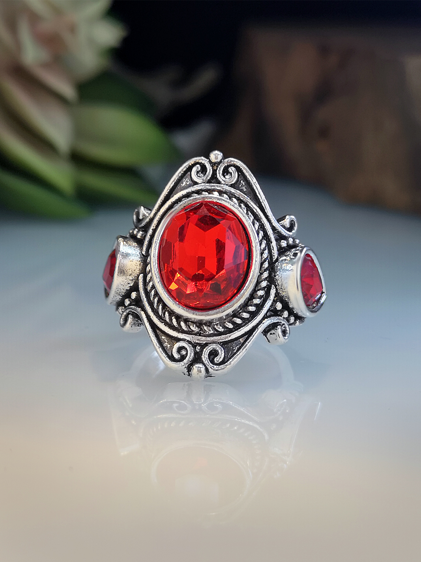 retro ruby ring  fashion electroplating Thai silver alloy ring