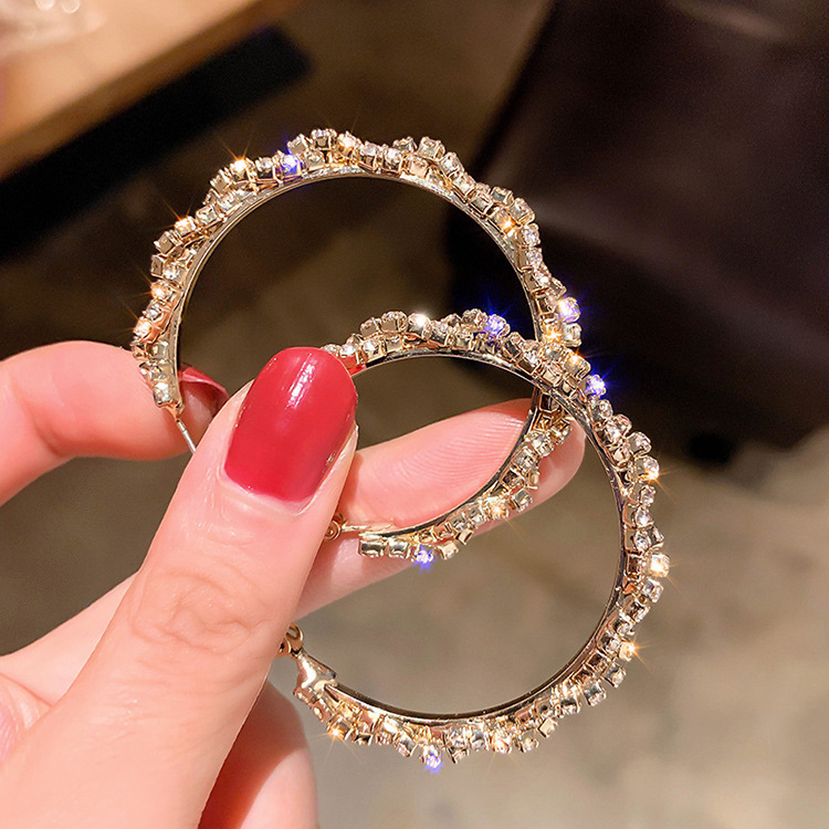fashion simple geometric big circle twist diamond alloy earrings womenpicture4