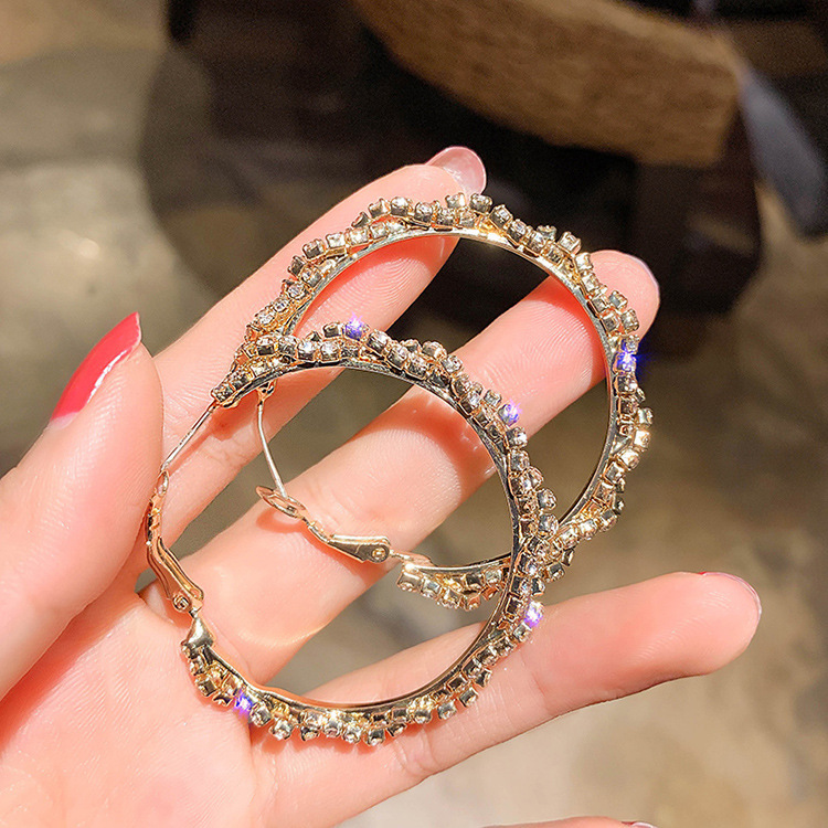 fashion simple geometric big circle twist diamond alloy earrings womenpicture6