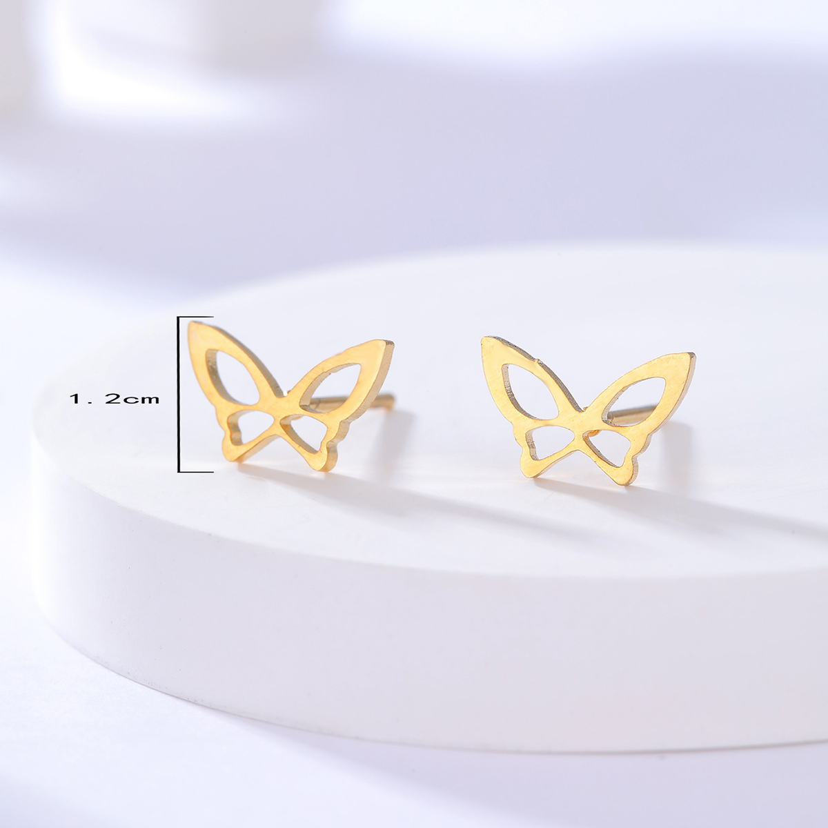 2022 Mode Kupfer 18 Karat vergoldete Ohrstecker in Schmetterlingsformpicture1