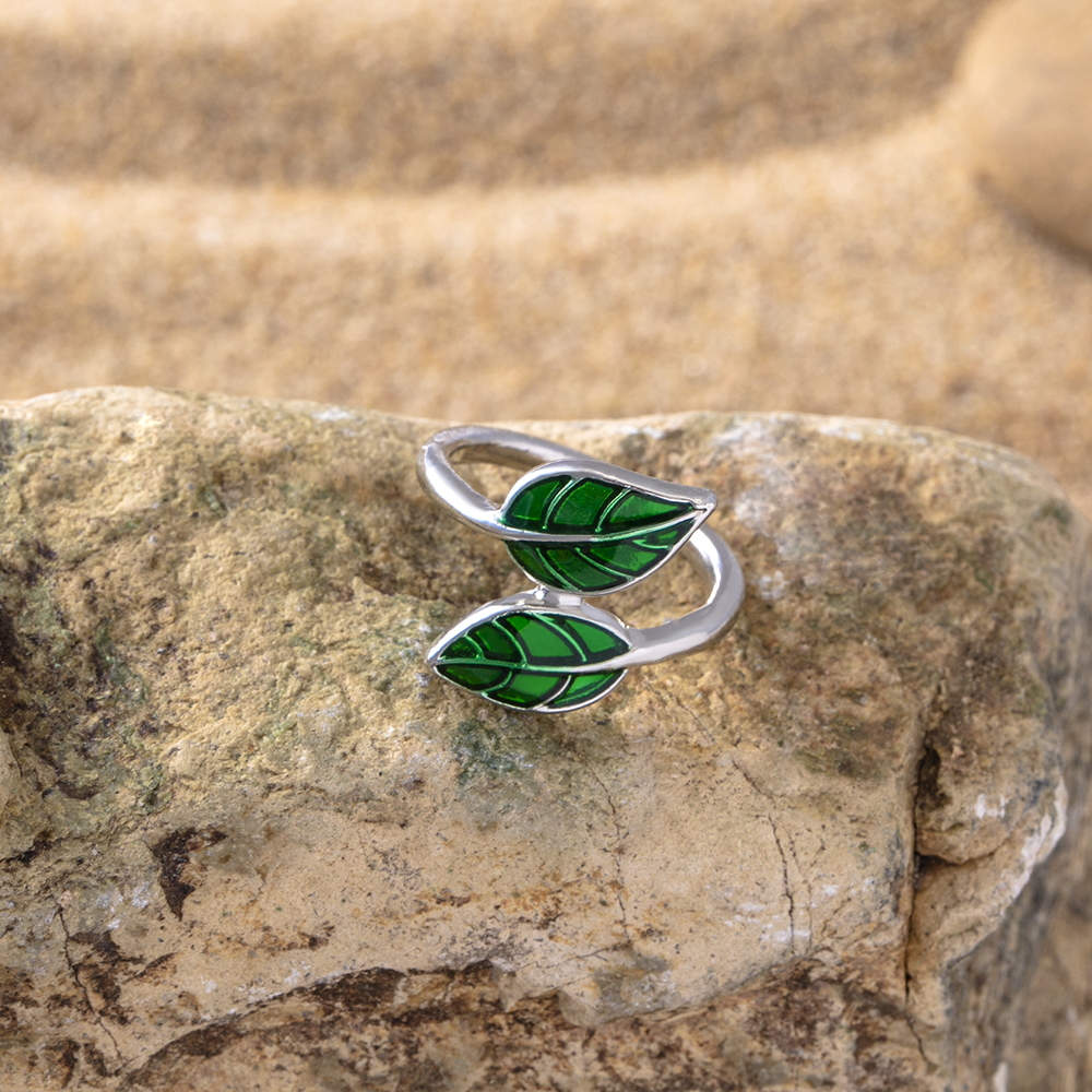 leaf ring