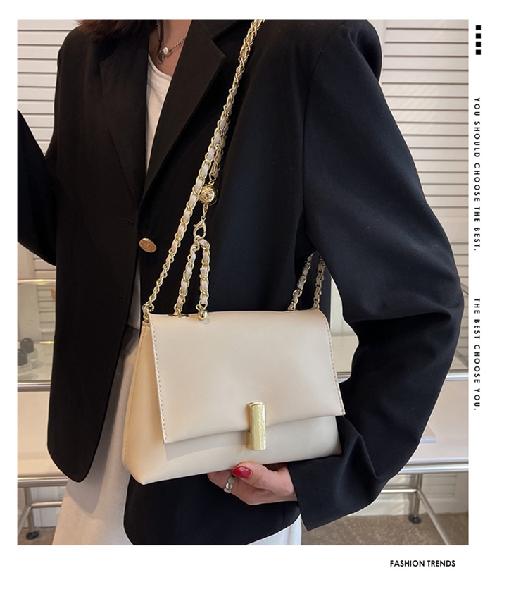 Highquality design fashion chain commuter messenger bag women39s 2022 new oneshoulder underarm explosion style allmatch small bagpicture1