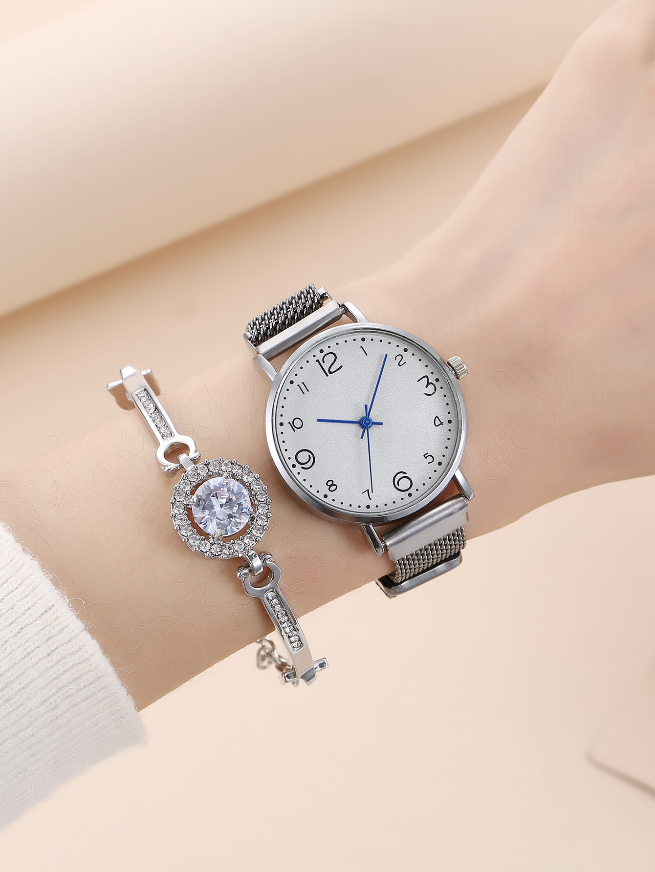 Petite montre  quartz haut de gamme personnalise  la mode simple et  la modepicture6