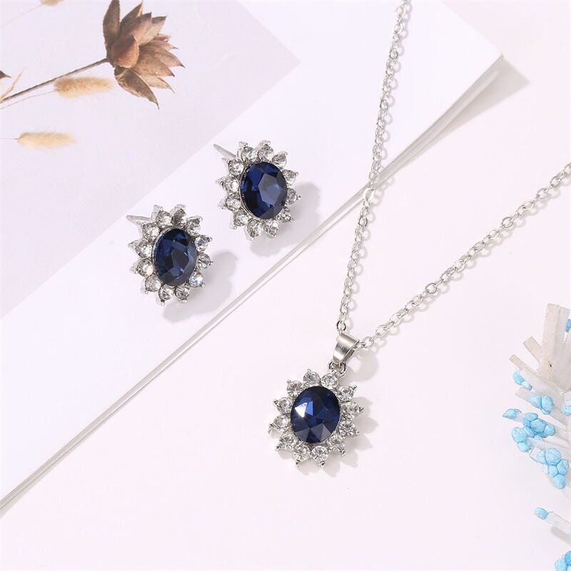 Fashion Rhinestone Crystal Gemstone Flower Necklace Stud Earrings Set