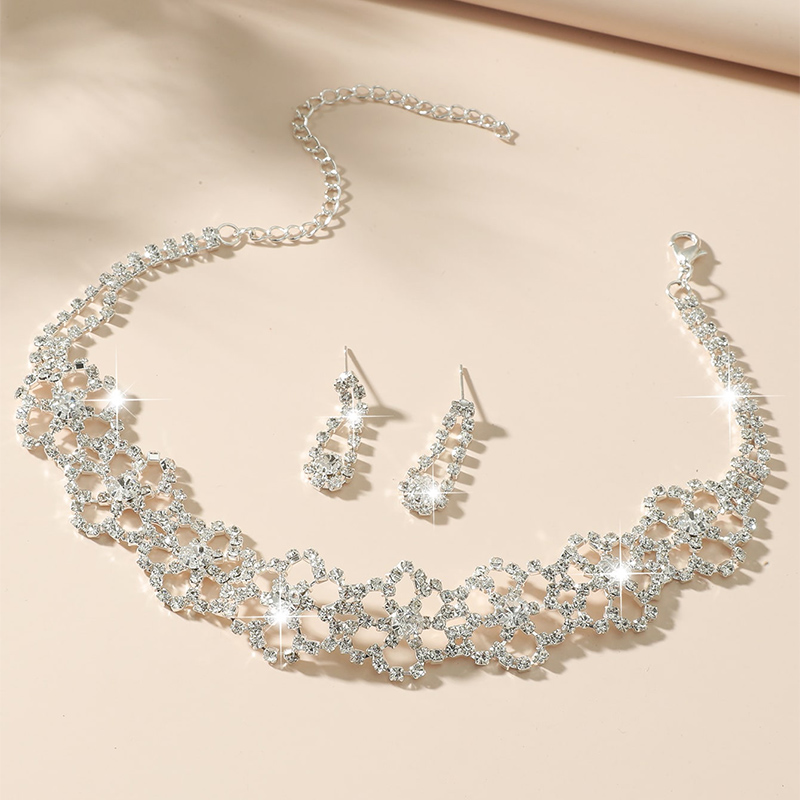 Fashion Bridal Party Dinner Flower Rhinestone Zircon Necklace Stud Earrings Set