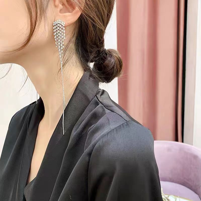 Silver Needle French Rhinestone Earrings Female Claw Chain Crystal Tassel Long Personality Stud Earringspicture1