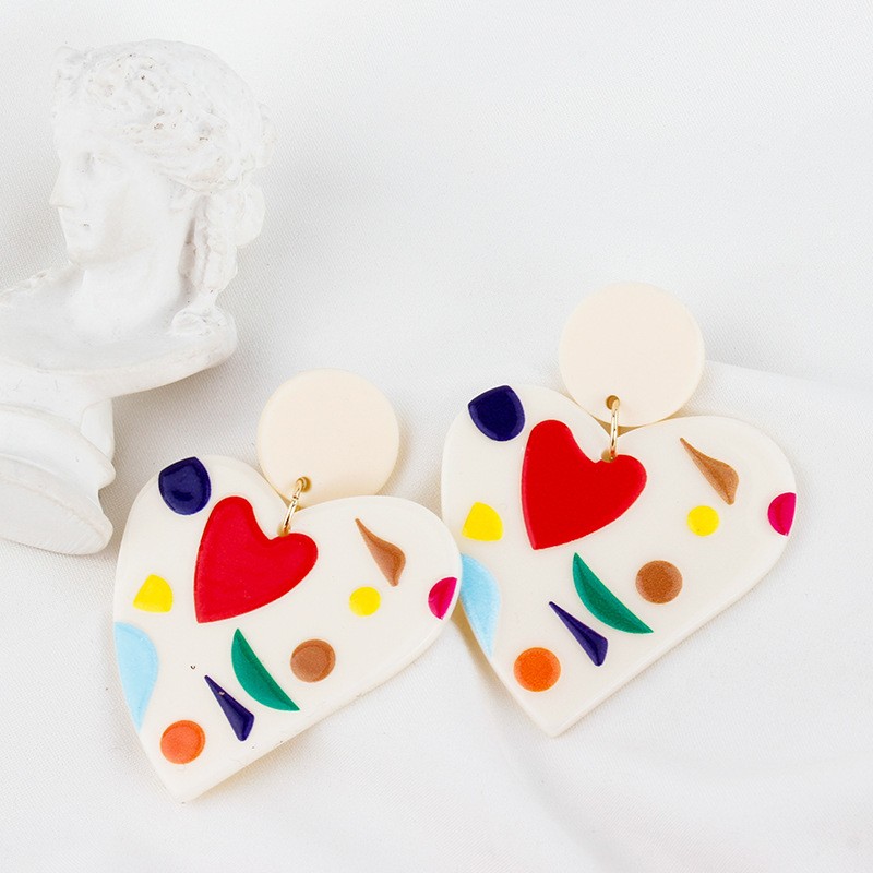 New Japanese and Korean ins style personality simple temperament heartshaped colorful fashion earrings women39s European and American crossborder earringspicture3