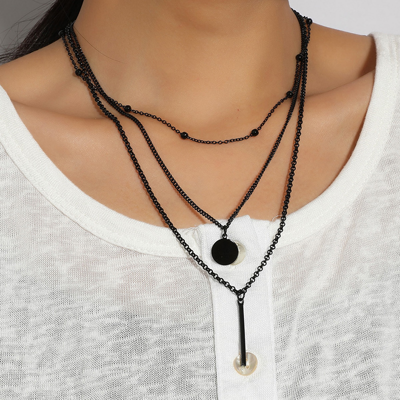 Fashion Round Vertical Pendant Multilayer Necklace