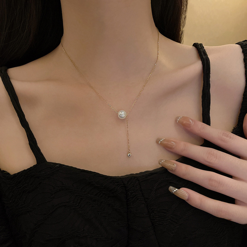 Mermaid pearl necklace women39s highend simple net red niche fashion necklace collarbone chain 2022 new trendpicture2
