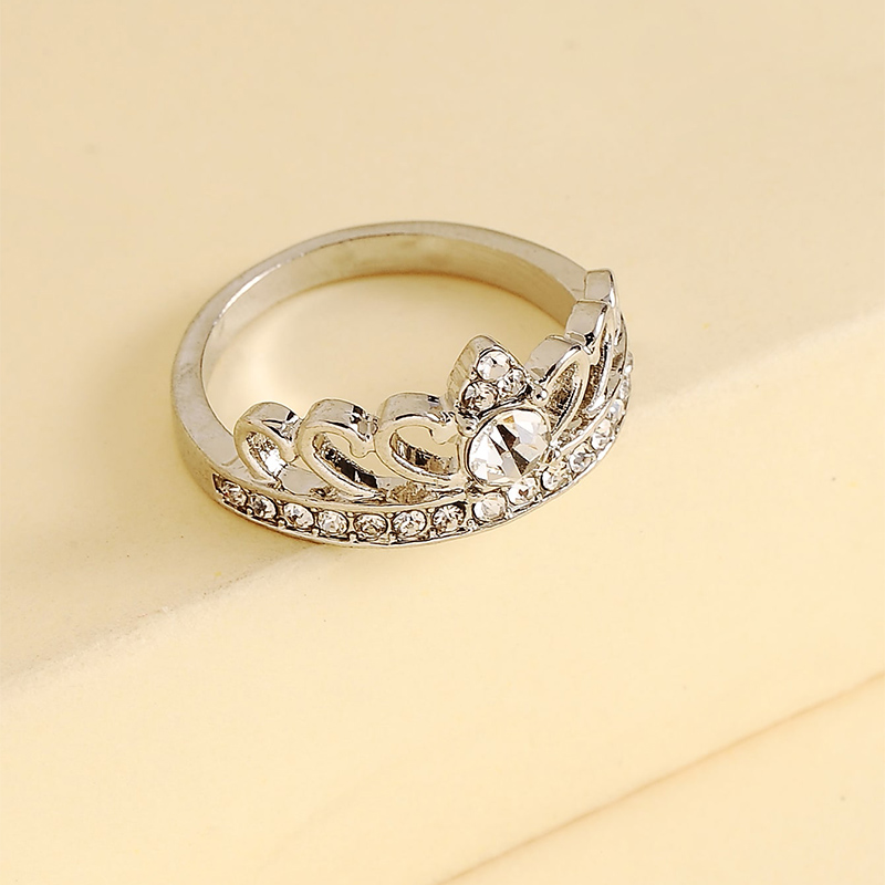 Fashion Jewelry Simple Rhinestone Hollow Crown Ring