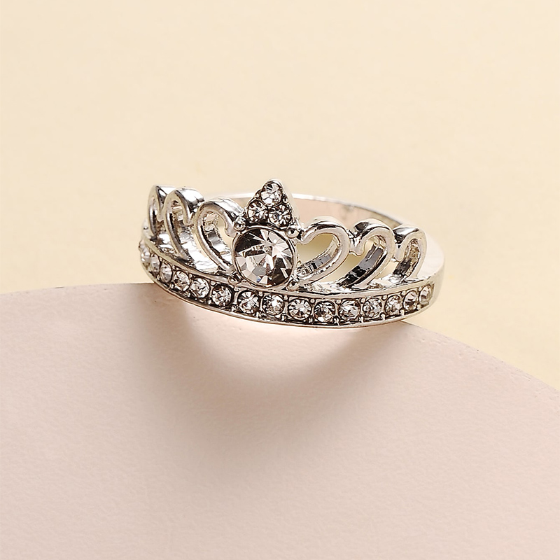 Fashion Jewelry Simple Rhinestone Hollow Crown Ring