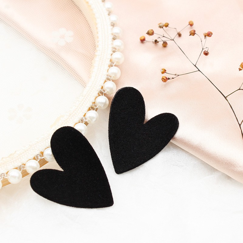 Autumn and winter new earrings flocking peach heart earrings cute simple loveshaped Korean fan earrings Europe and the United Statespicture3